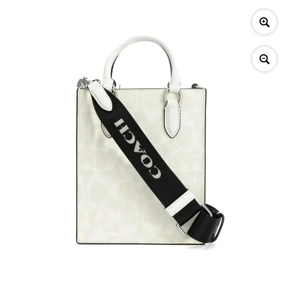 🆕🛍️Coach 🛍️🆕 - Picture 4 of 17